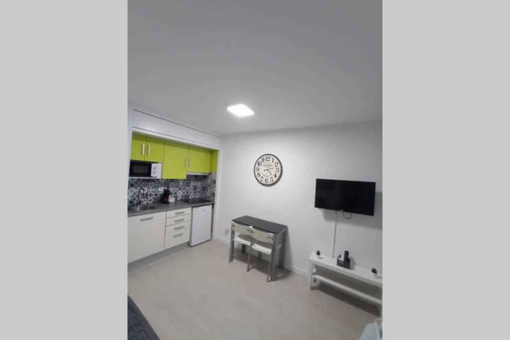 Apartamento Con Piscina A 2 Minutos De La Playa!!! Lloret de Mar Esterno foto