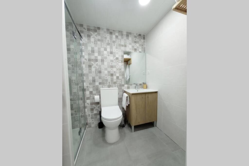 Apartamento Con Piscina A 2 Minutos De La Playa!!! Lloret de Mar Esterno foto